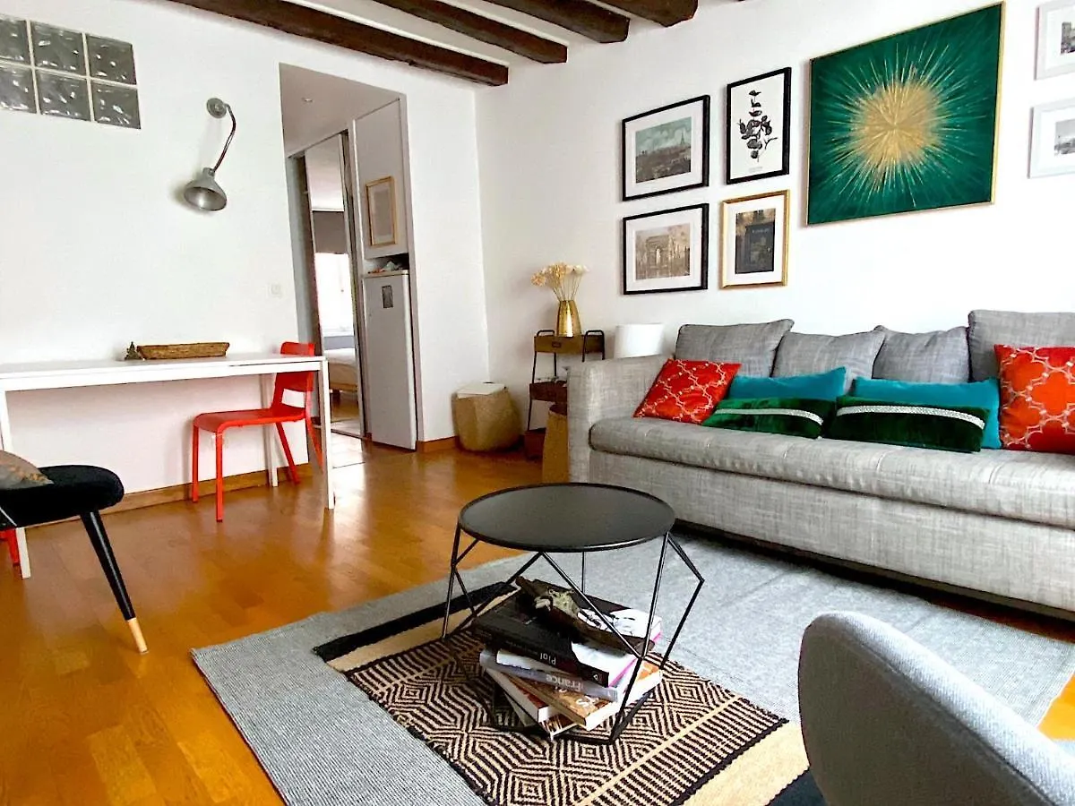 L'Appartement Vaugirard Paris 0*,  France